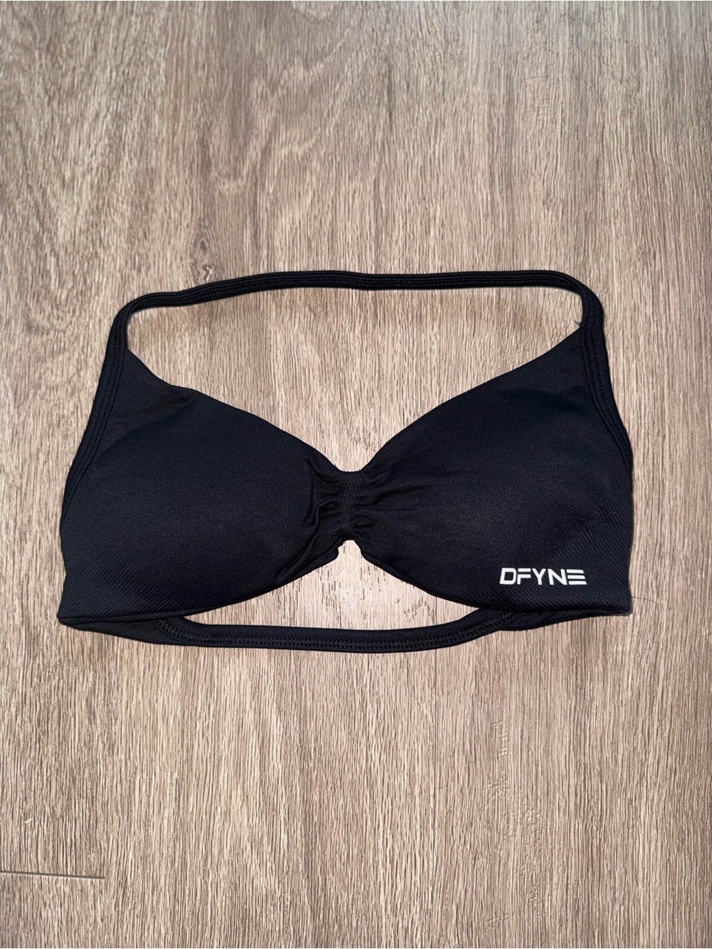 DFYNE Black Sports Bra Top